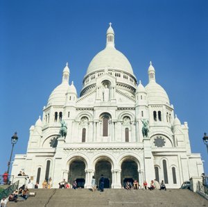 Vue de la façade, construite en 1874-91 pour commémorer la Guerre Franco-Prussienne